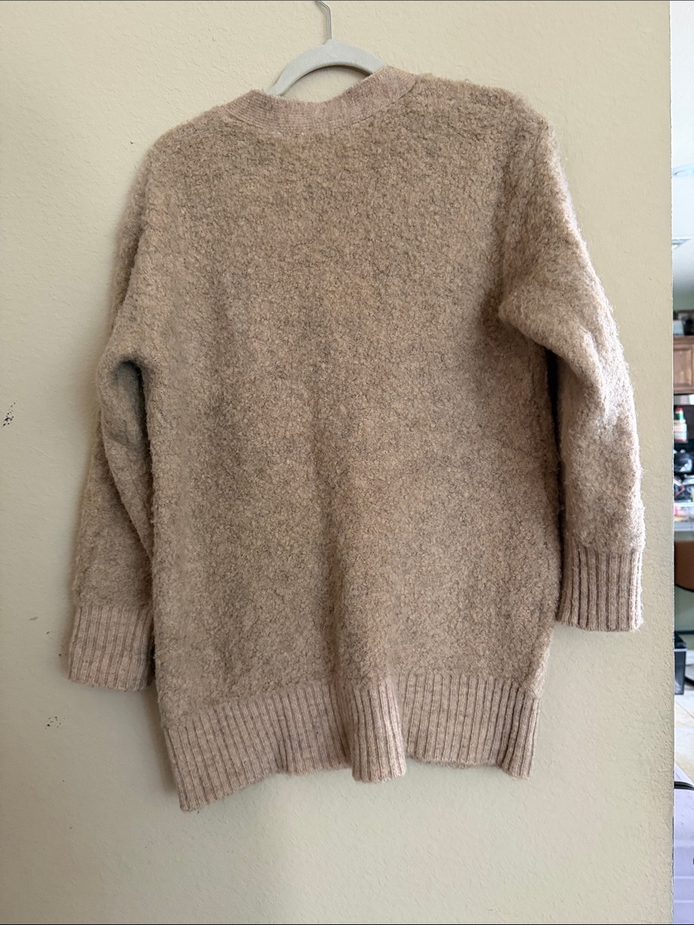 Broadway 38 Tan Bouclé V-Neck Cardigan - Picture 3 of 4